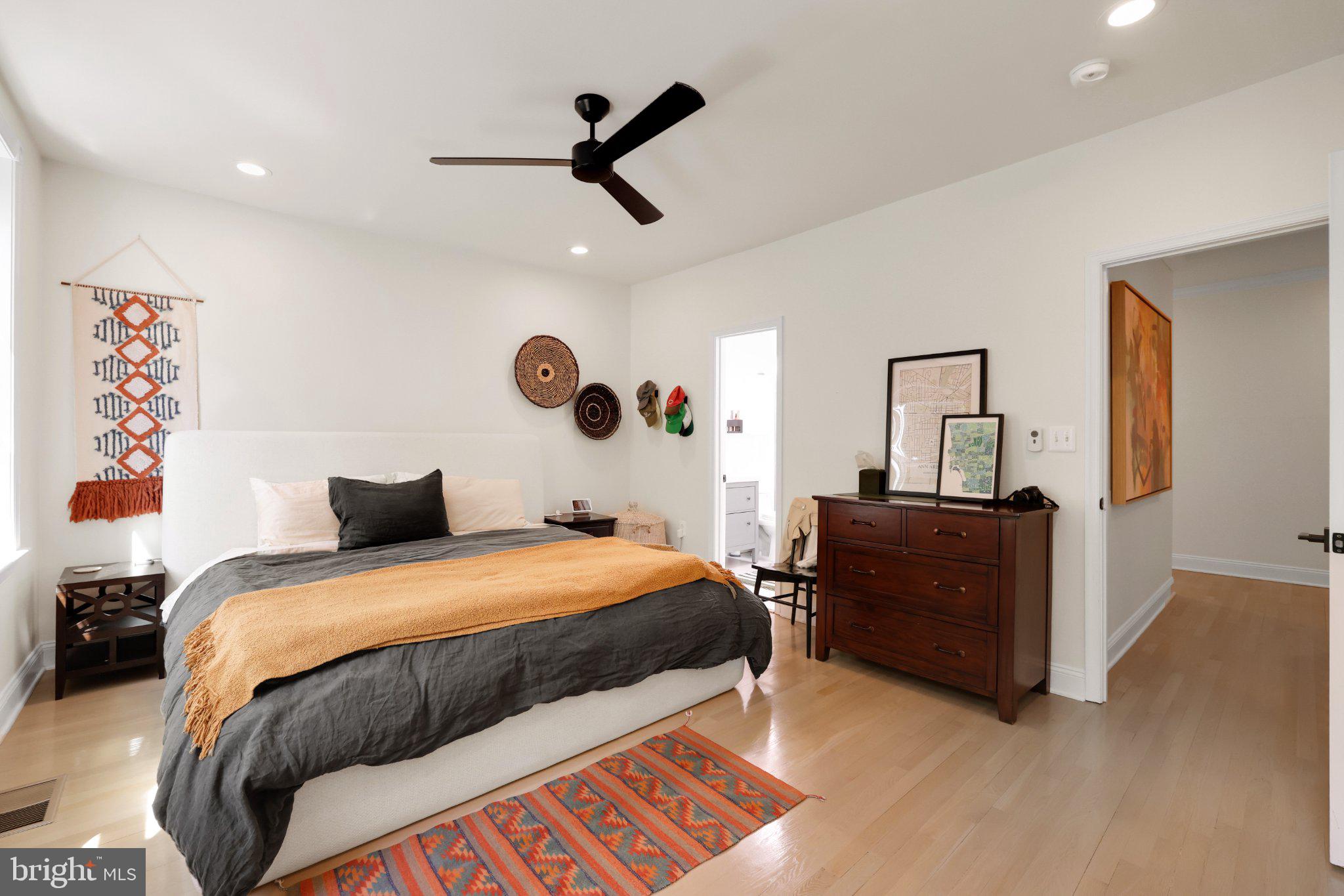 407 O Street Northwest Washington, DC 20001 - Photo 24 of 47 Serene modern bedroom retreat.