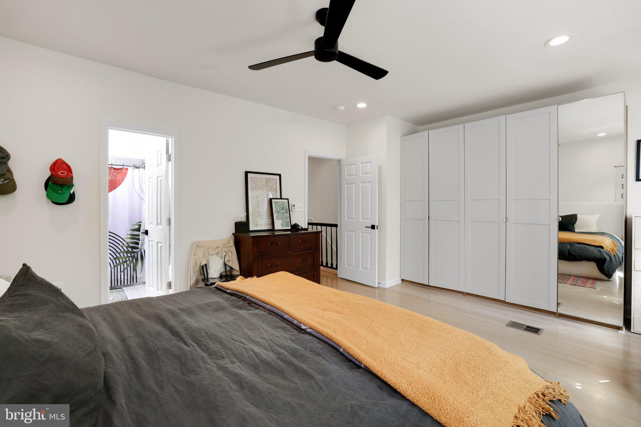 407 O Street Northwest Washington, DC 20001 - Photo 25 of 47 Modern bedroom with sleek design.