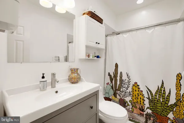 $5,499 | 407 O Street Northwest, Washington, DC 20001