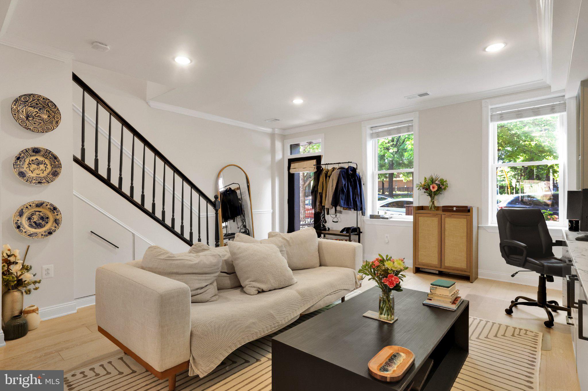 407 O Street Northwest Washington, DC 20001 - Photo 8 of 47 Bright and inviting urban retreat.