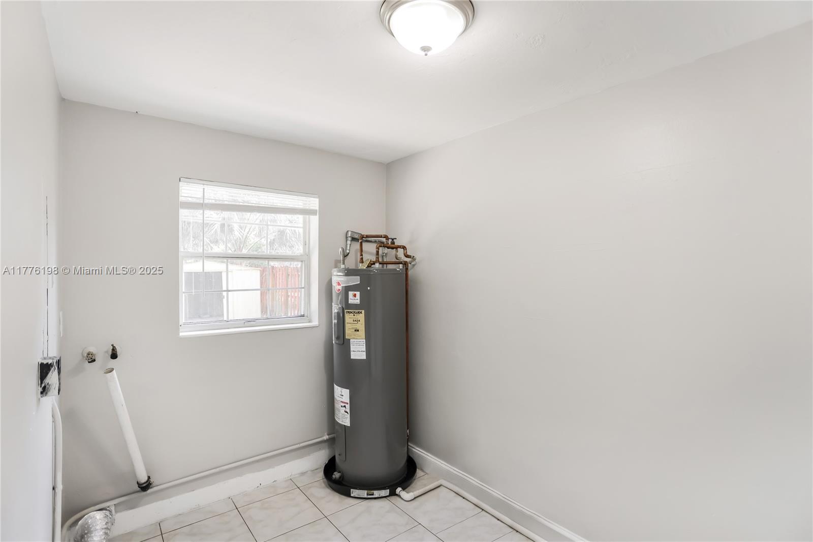5500 Southwest 7th Street Margate, FL 33068 - Photo 14 of 16
