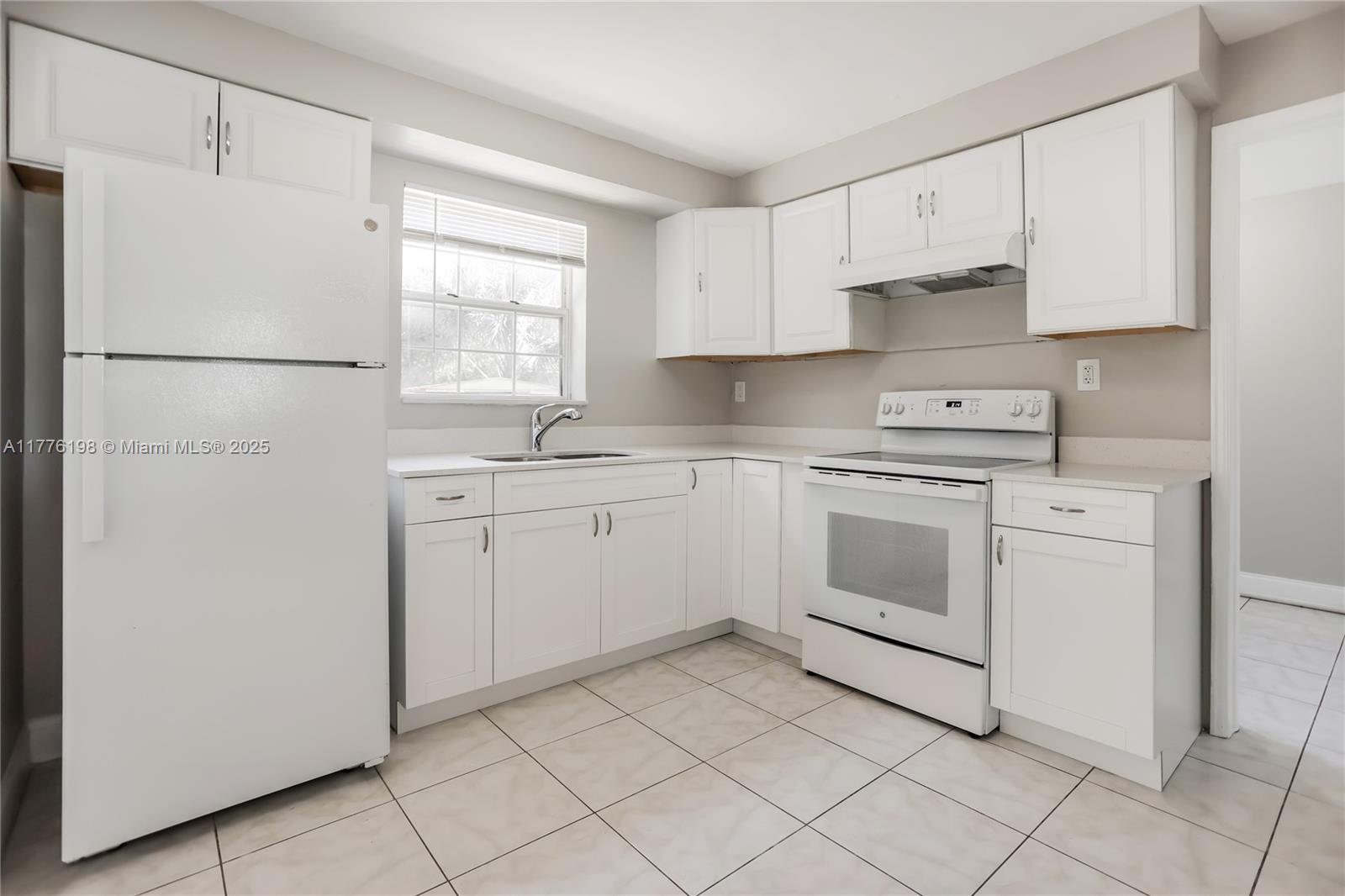 5500 Southwest 7th Street Margate, FL 33068 - Photo 9 of 16