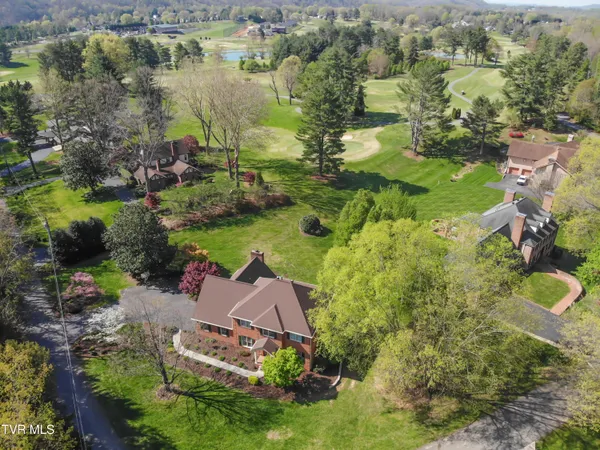 $849,000 | 64 Fairway Drive, Bristol, TN 37620