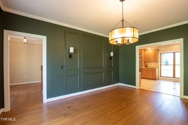 $849,000 | 64 Fairway Drive, Bristol, TN 37620