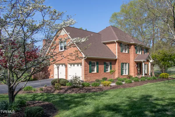 $849,000 | 64 Fairway Drive, Bristol, TN 37620