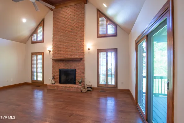 $849,000 | 64 Fairway Drive, Bristol, TN 37620