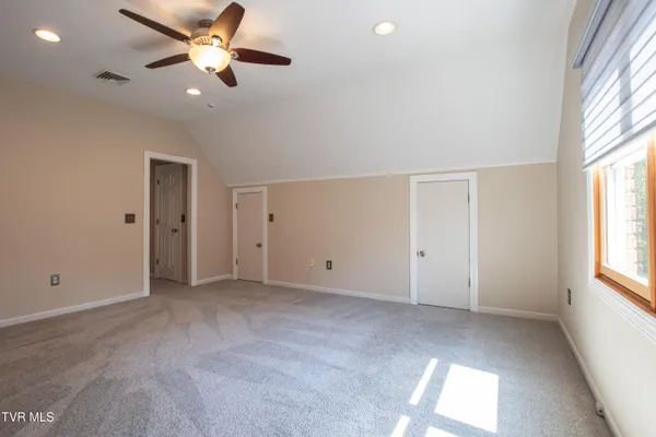 $849,000 | 64 Fairway Drive, Bristol, TN 37620