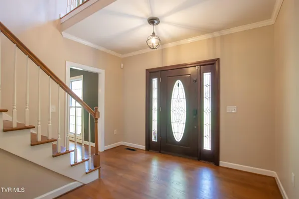 $849,000 | 64 Fairway Drive, Bristol, TN 37620