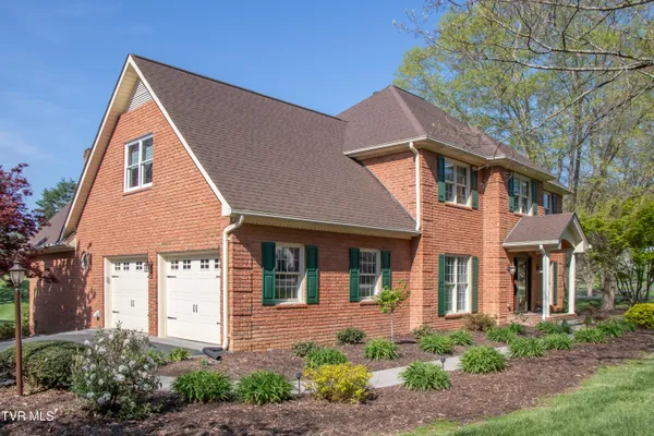 $849,000 | 64 Fairway Drive, Bristol, TN 37620