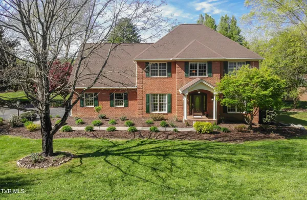 $849,000 | 64 Fairway Drive, Bristol, TN 37620