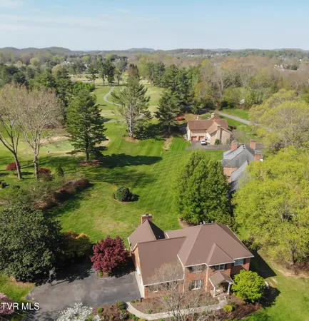 $849,000 | 64 Fairway Drive, Bristol, TN 37620