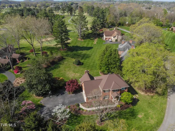 $849,000 | 64 Fairway Drive, Bristol, TN 37620