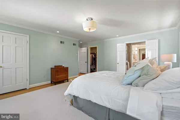 $1,875,000 | 8224 Kerry Court, Chevy Chase, MD 20815