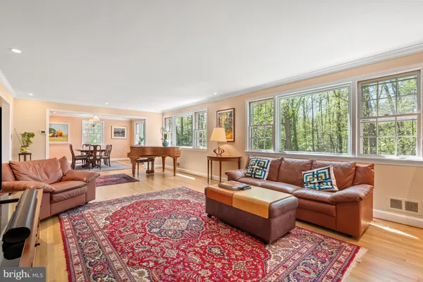 $1,875,000 | 8224 Kerry Court, Chevy Chase, MD 20815