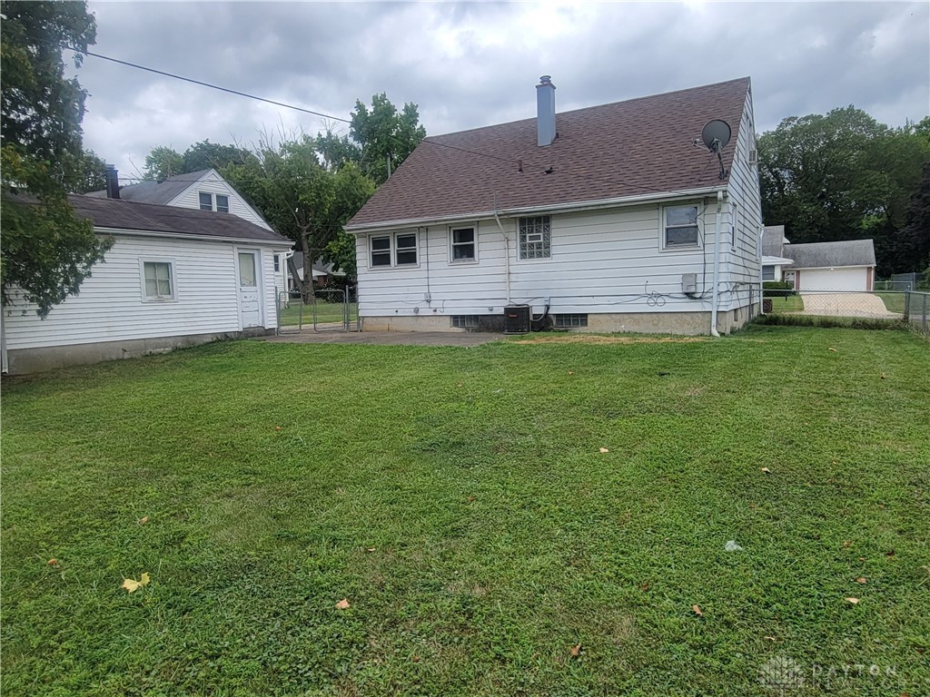 4060 Halworth Road Dayton, OH 45405 - Photo 7 of 16