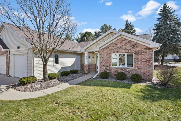 $345,000 | 15 Saukdale Trail, Madison, WI 53717