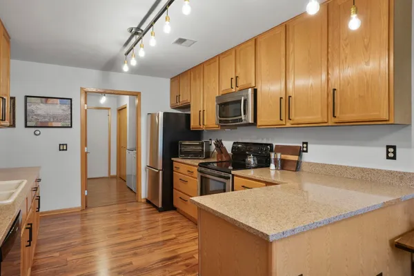 $345,000 | 15 Saukdale Trail, Madison, WI 53717