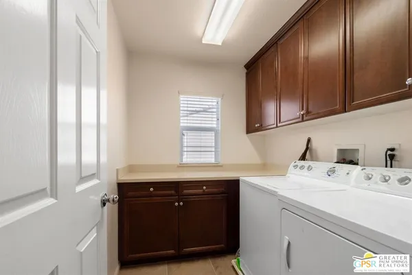 $429,900 | 446 Via De La Paz, Palm Desert, CA 92211