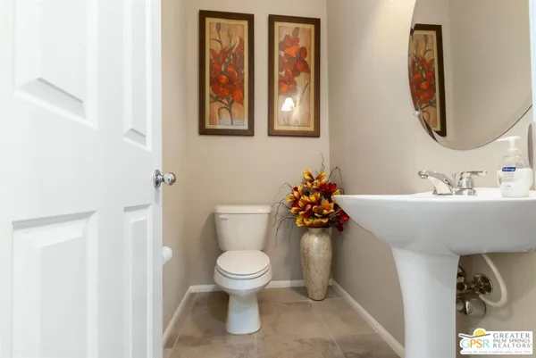 $429,900 | 446 Via De La Paz, Palm Desert, CA 92211