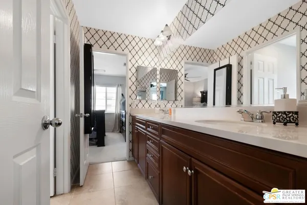 $429,900 | 446 Via De La Paz, Palm Desert, CA 92211