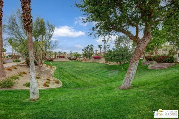 $429,900 | 446 Via De La Paz, Palm Desert, CA 92211