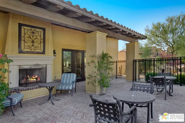 $429,900 | 446 Via De La Paz, Palm Desert, CA 92211