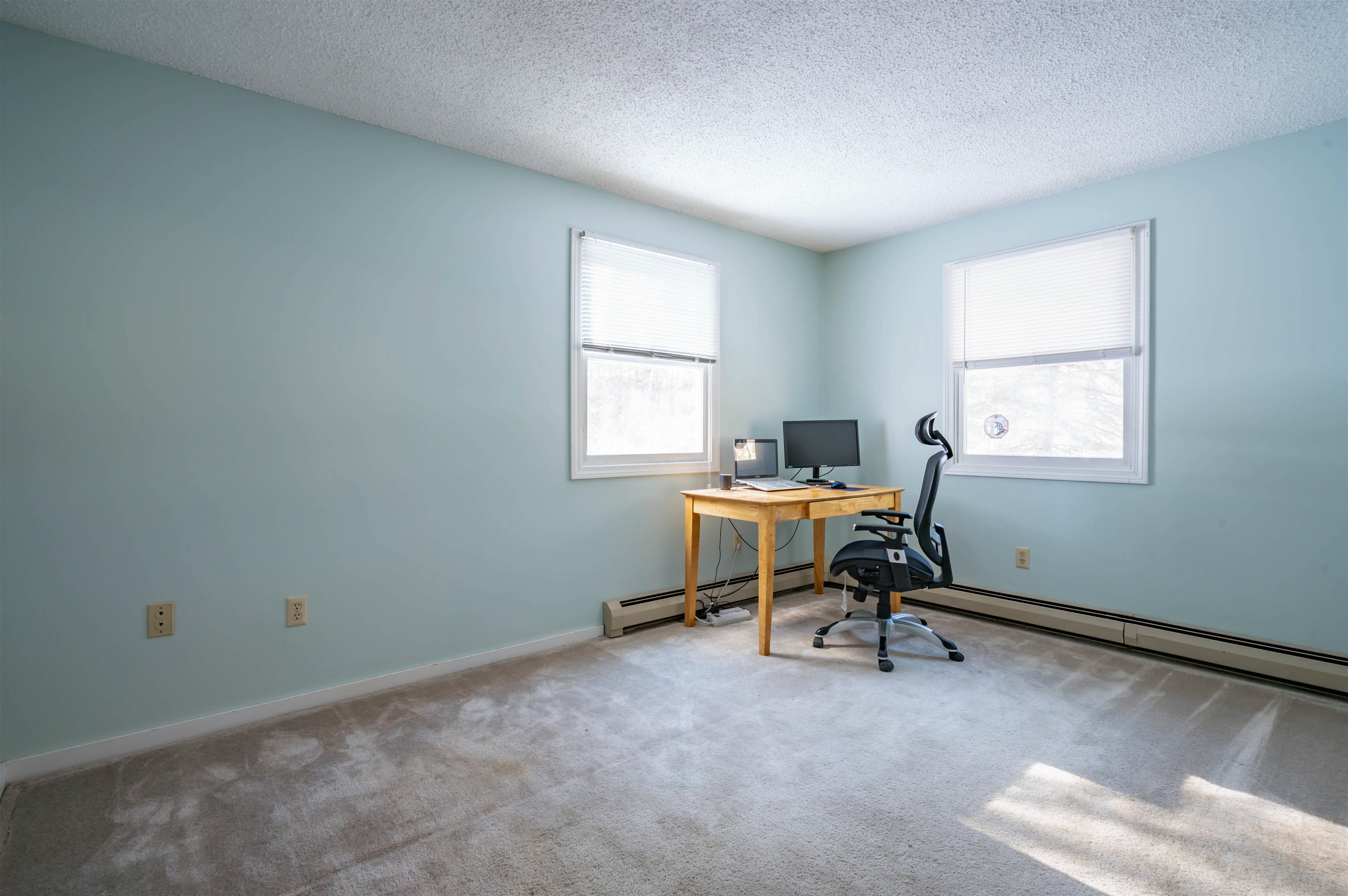 37 Whitford Road Nashua, NH 03062 - Photo 15 of 27 Gallery Image 15