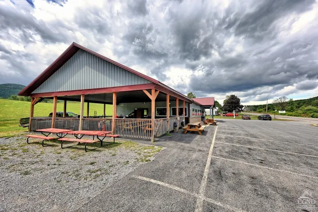 $595,000 | 36422 Highway 23, Roxbury, NY 12434