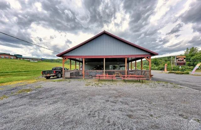 $595,000 | 36422 Highway 23, Roxbury, NY 12434