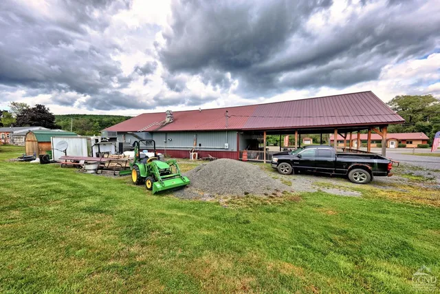 $595,000 | 36422 Highway 23, Roxbury, NY 12434