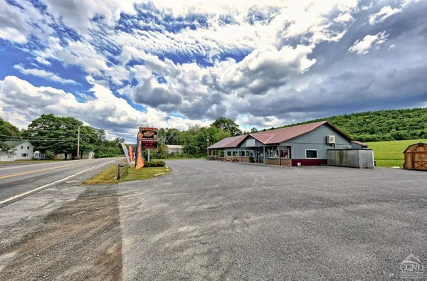 $595,000 | 36422 Highway 23, Roxbury, NY 12434