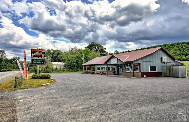 $595,000 | 36422 Highway 23, Roxbury, NY 12434