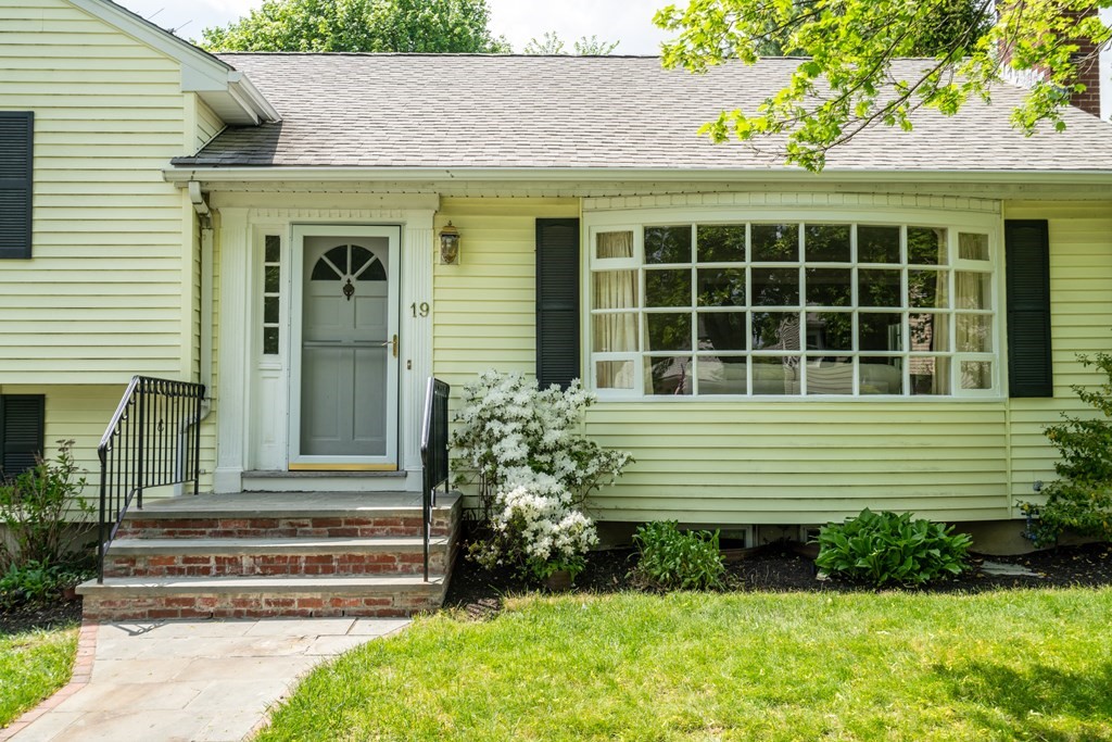 19 Sharpe Road Belmont, MA 02478 - Photo 2 of 25 Gallery Image 2