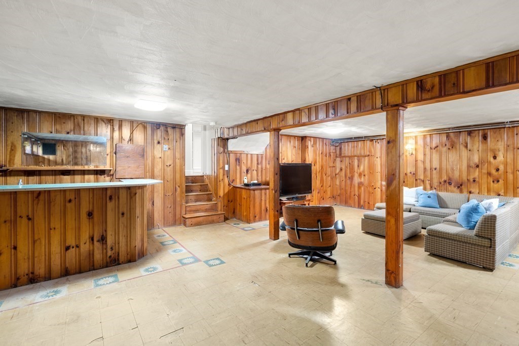 19 Sharpe Road Belmont, MA 02478 - Photo 21 of 25 Gallery Image 21