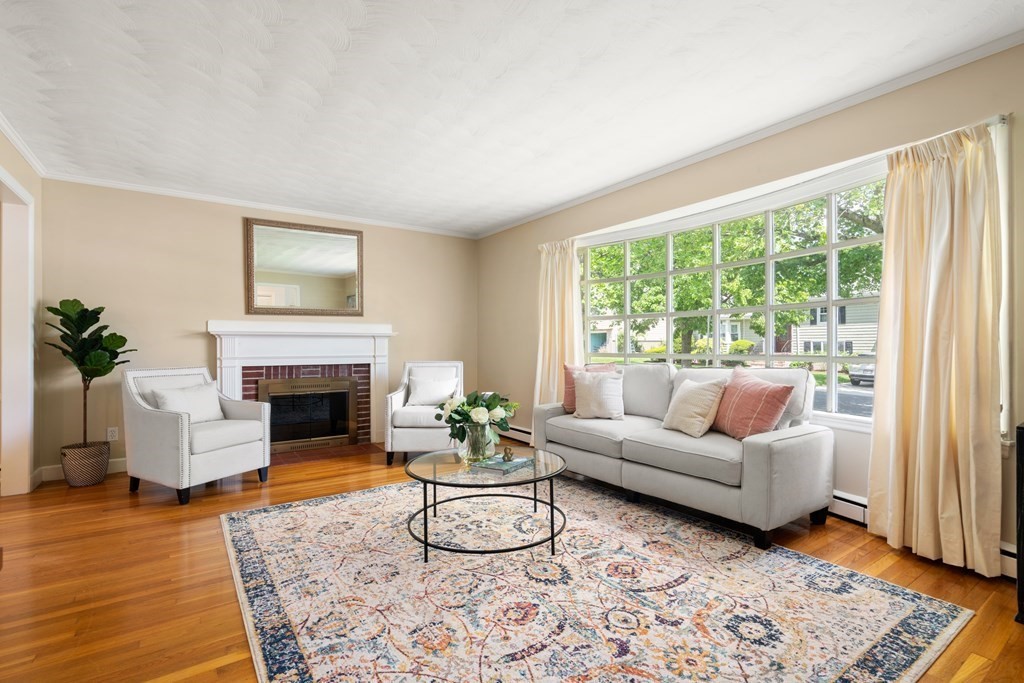 19 Sharpe Road Belmont, MA 02478 - Photo 5 of 25 Gallery Image 5