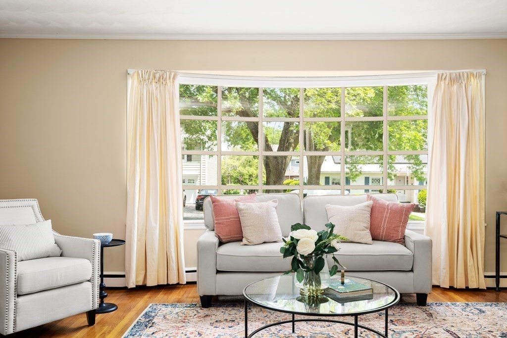 19 Sharpe Road Belmont, MA 02478 - Photo 6 of 25 Gallery Image 6