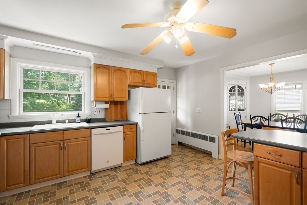 19 Sharpe Road Belmont, MA 02478 - Photo 10 of 25 Gallery Image 10