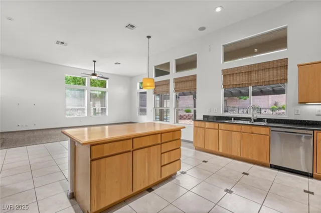 $4,395 | 8009 Clock Tower Court, Las Vegas, NV 89117