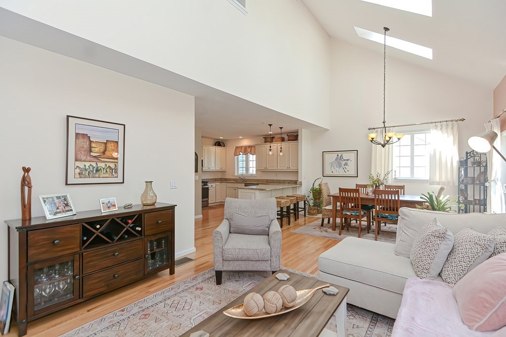 45 Hastings Road, Unit 45 Hudson, MA 01749 - Photo 13 of 34 Gallery Image 13