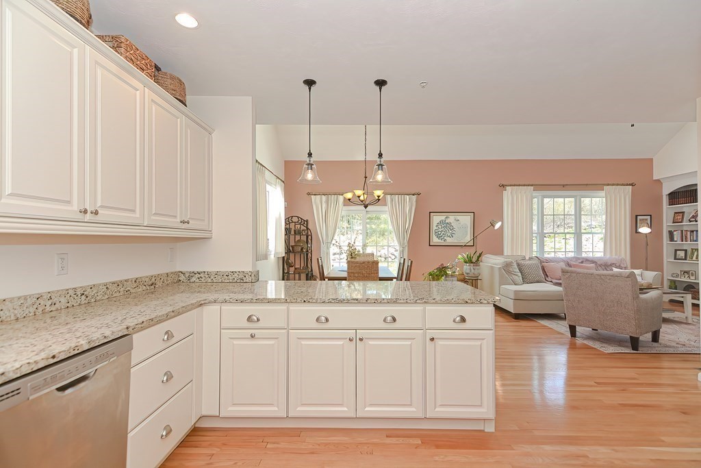 45 Hastings Road, Unit 45 Hudson, MA 01749 - Photo 8 of 34 Gallery Image 8