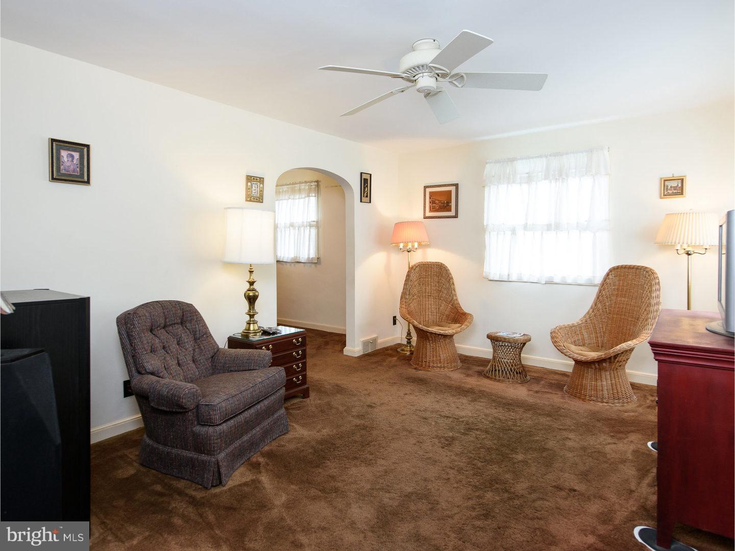 220 Flintlock Road Drexel Hill, PA 19026 - Photo 2 of 25 Gallery Image 2