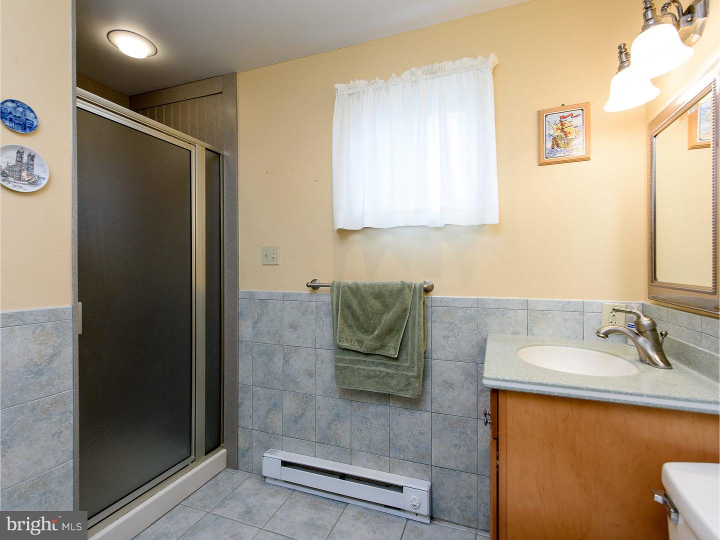 220 Flintlock Road Drexel Hill, PA 19026 - Photo 12 of 25 Gallery Image 12