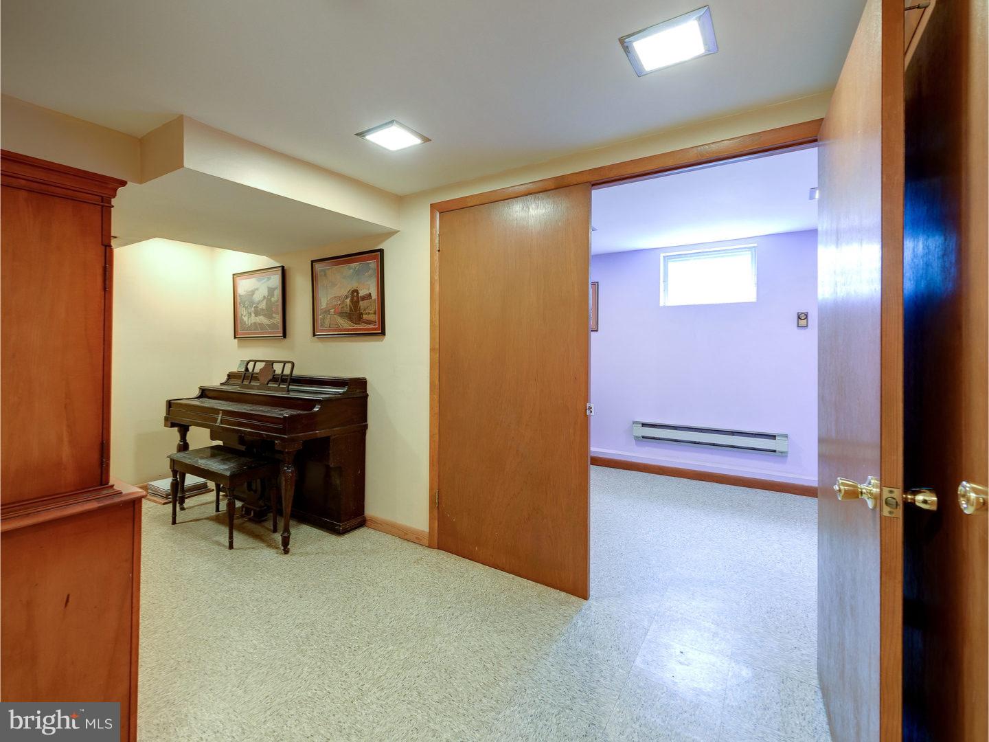 220 Flintlock Road Drexel Hill, PA 19026 - Photo 18 of 25 Gallery Image 18