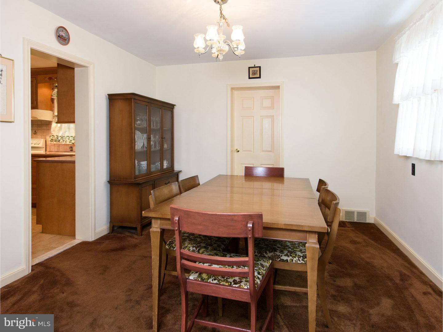 220 Flintlock Road Drexel Hill, PA 19026 - Photo 6 of 25 Gallery Image 6