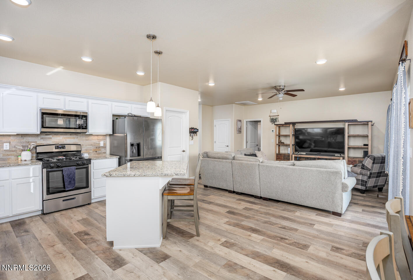 800 Great Basin Lane Fallon, NV 89406 - Photo 5 of 20 5