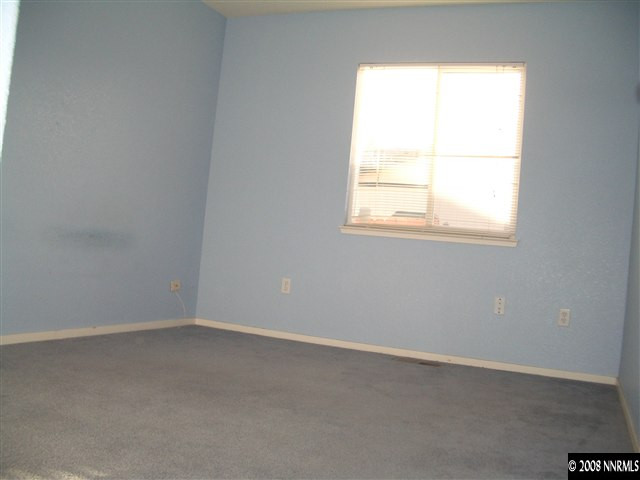 17785 Georgetown Drive Reno, NV 89508 - Photo 7 of 9 Photo 7