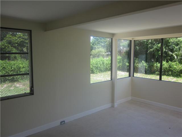 341 West 25th Street Riviera Beach, FL 33404 - Photo 8 of 12 Additional Photo