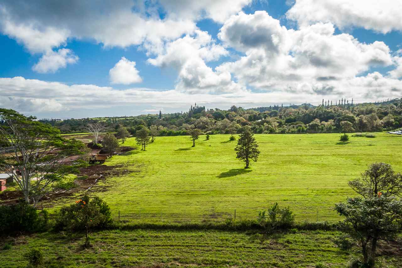 653 Kauhikoa Road, Unit A Haiku, HI 96708 - Photo 20 of 28 a view of an ocean