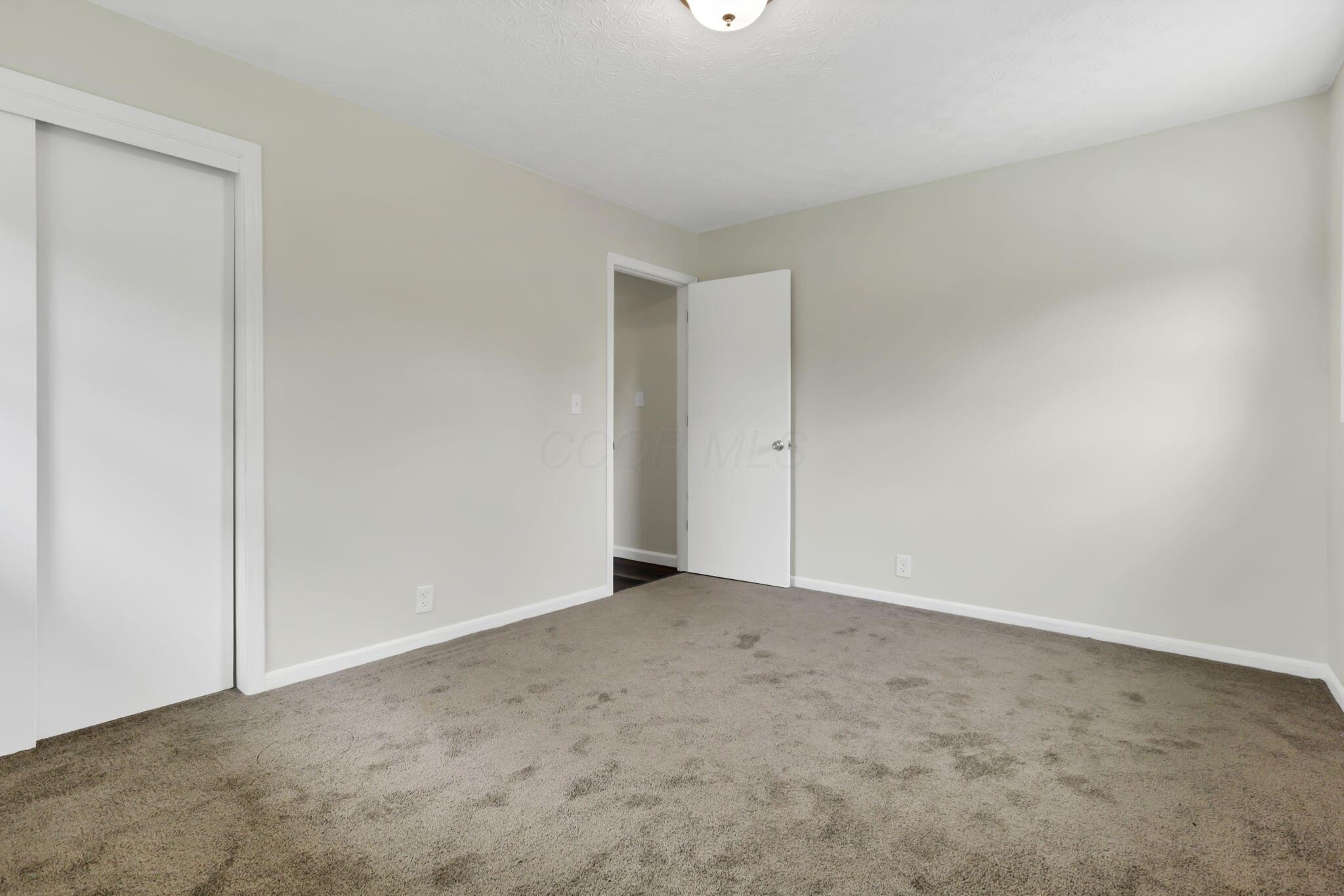 1250 Rockmill Road Northwest Lancaster, OH 43130 - Photo 30 of 60 Bedroom 2