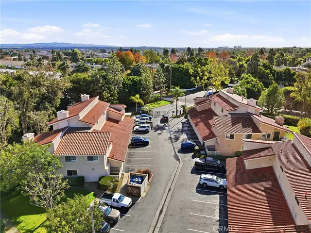 $760,000 | 19222 Shoreline Lane, Unit 7, Huntington Beach, CA 92648